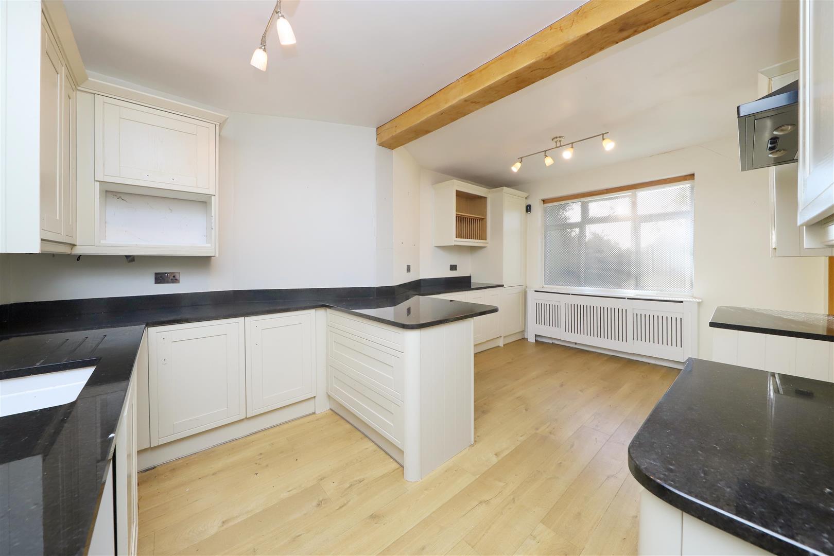 3 bedroom cottage for sale 0