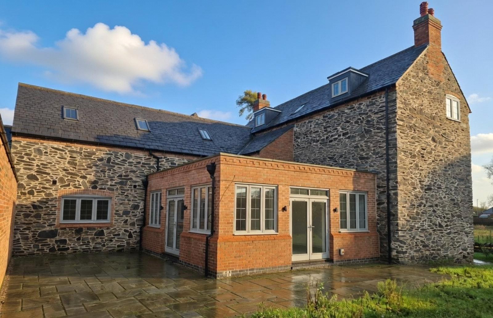 5 bedroom link-detached new house for sale 0