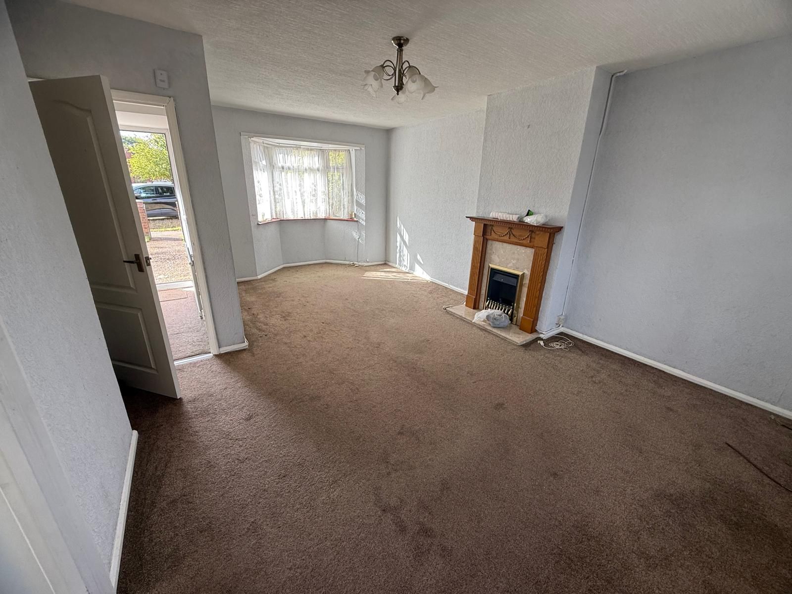 43, East Road, West Drayton photo 4
