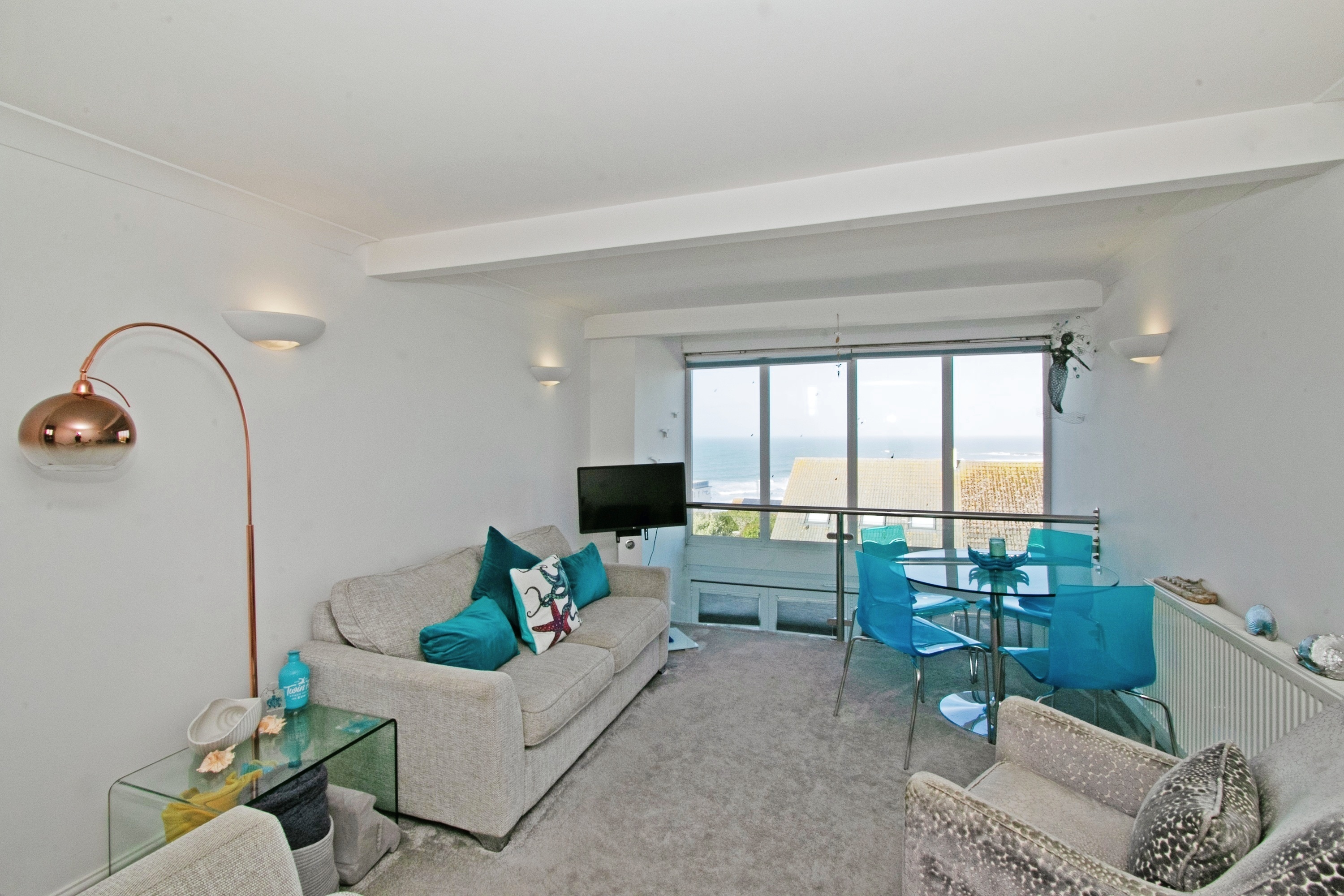 3 Golden Bay Apartments,, Pentire Avenue, Cornwall photo 4
