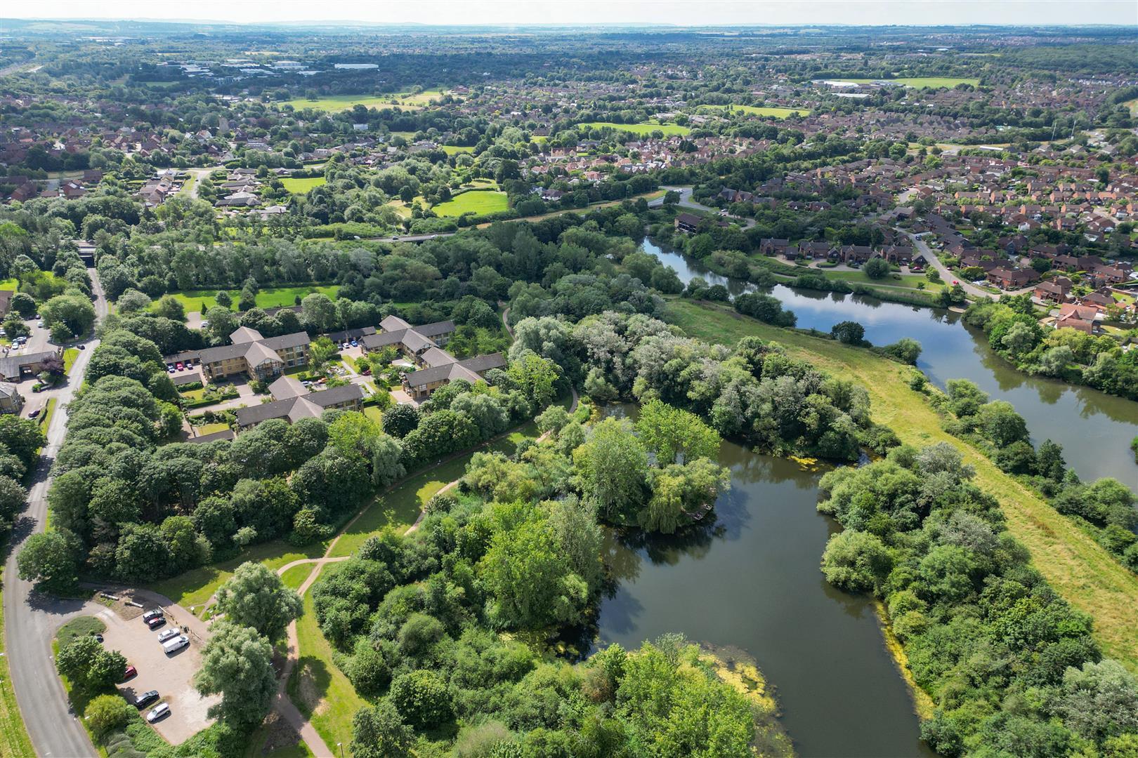 4-bed flat on 4, Woodward Place, Milton Keynes, £525,000