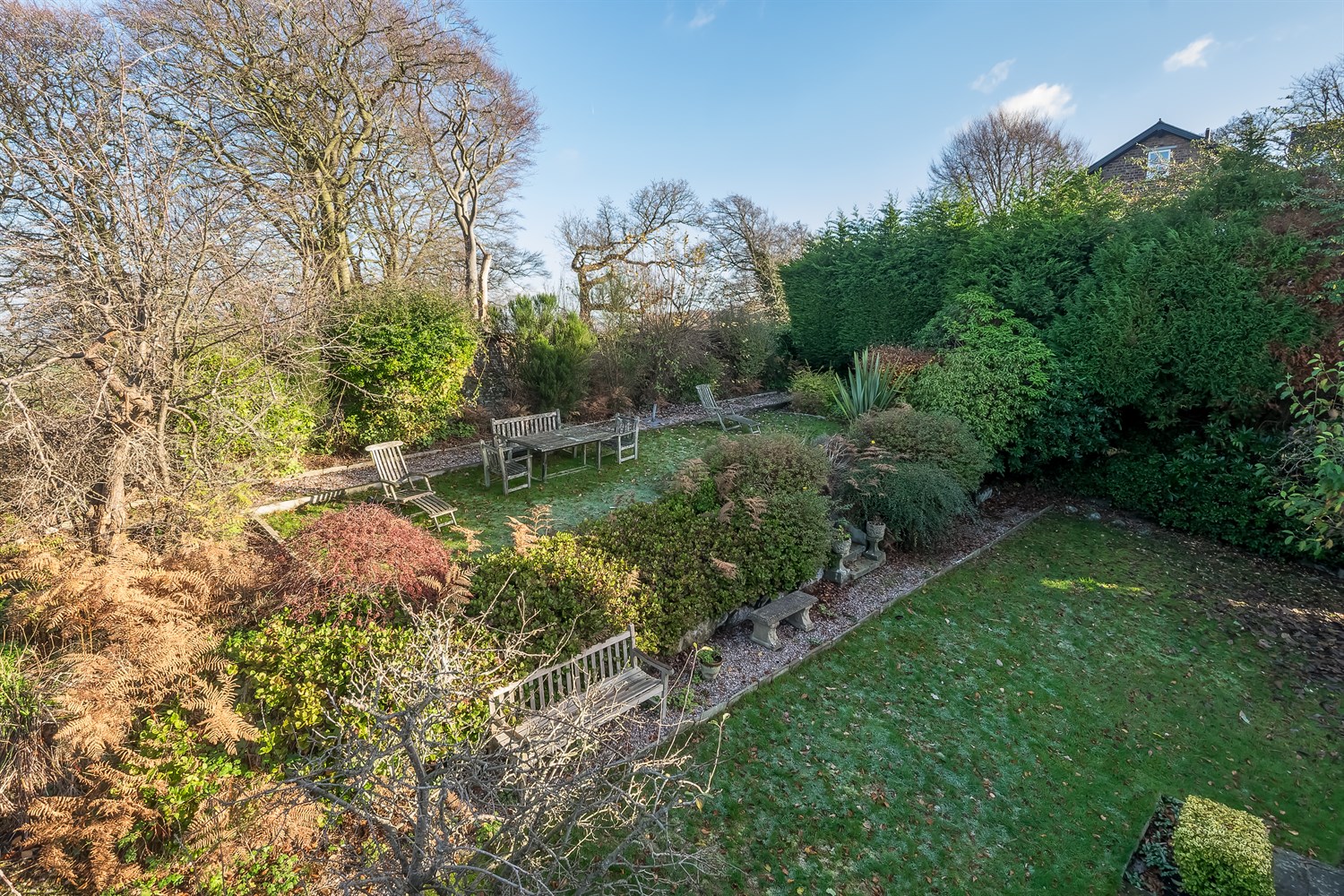 5 bedroom detached house for sale 0