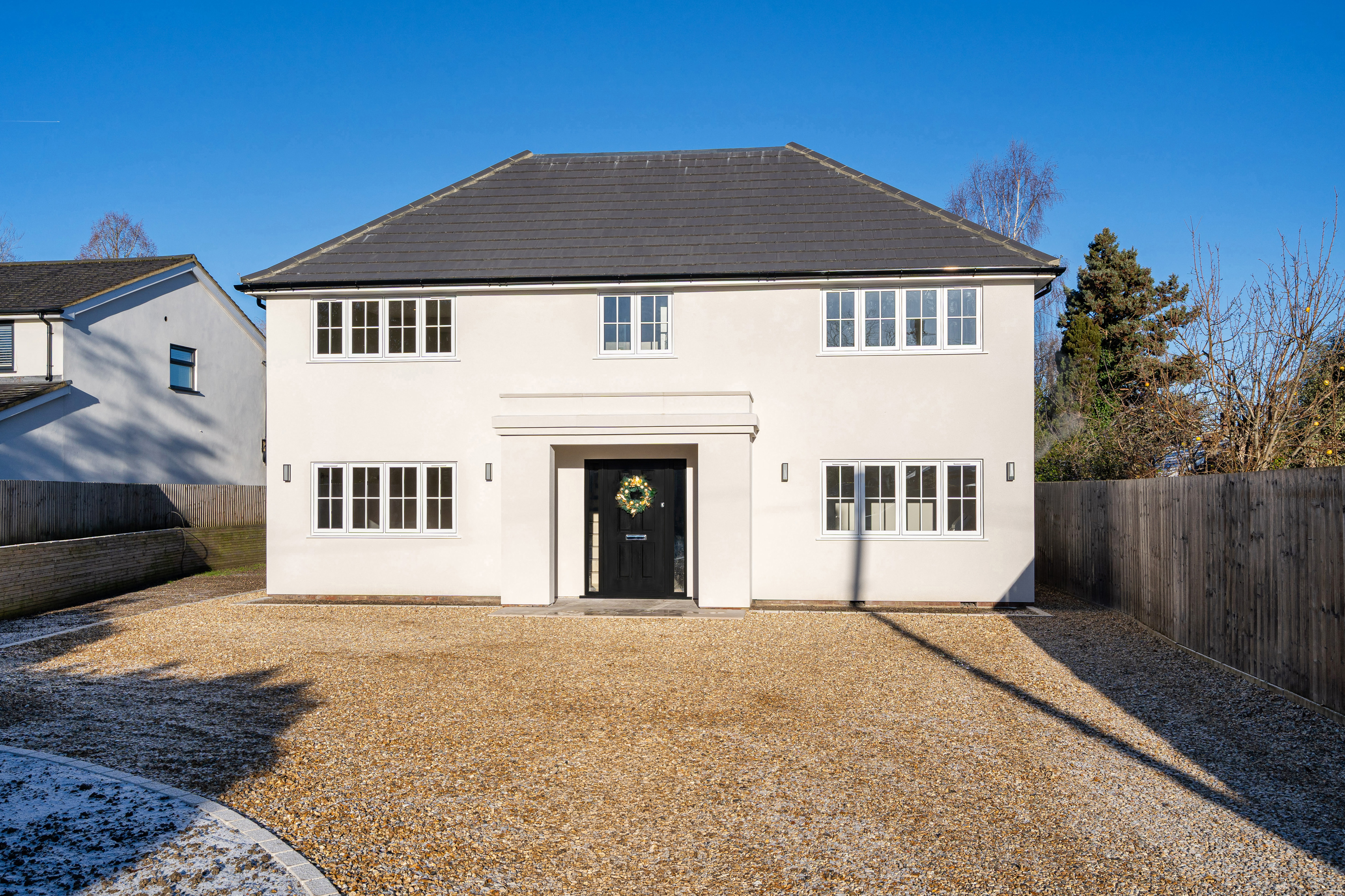 4 bedroom terraced house for sale in London