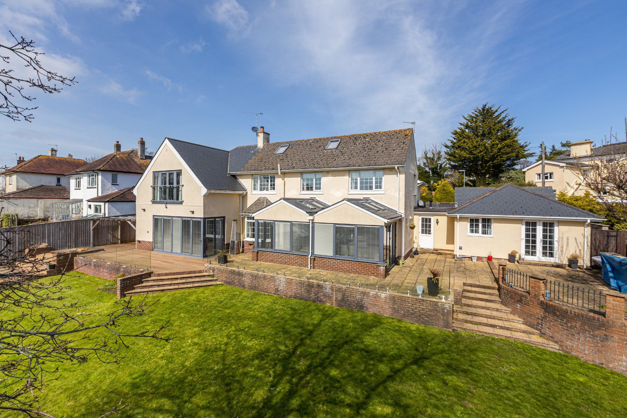 7 bedroom detached house for sale 0
