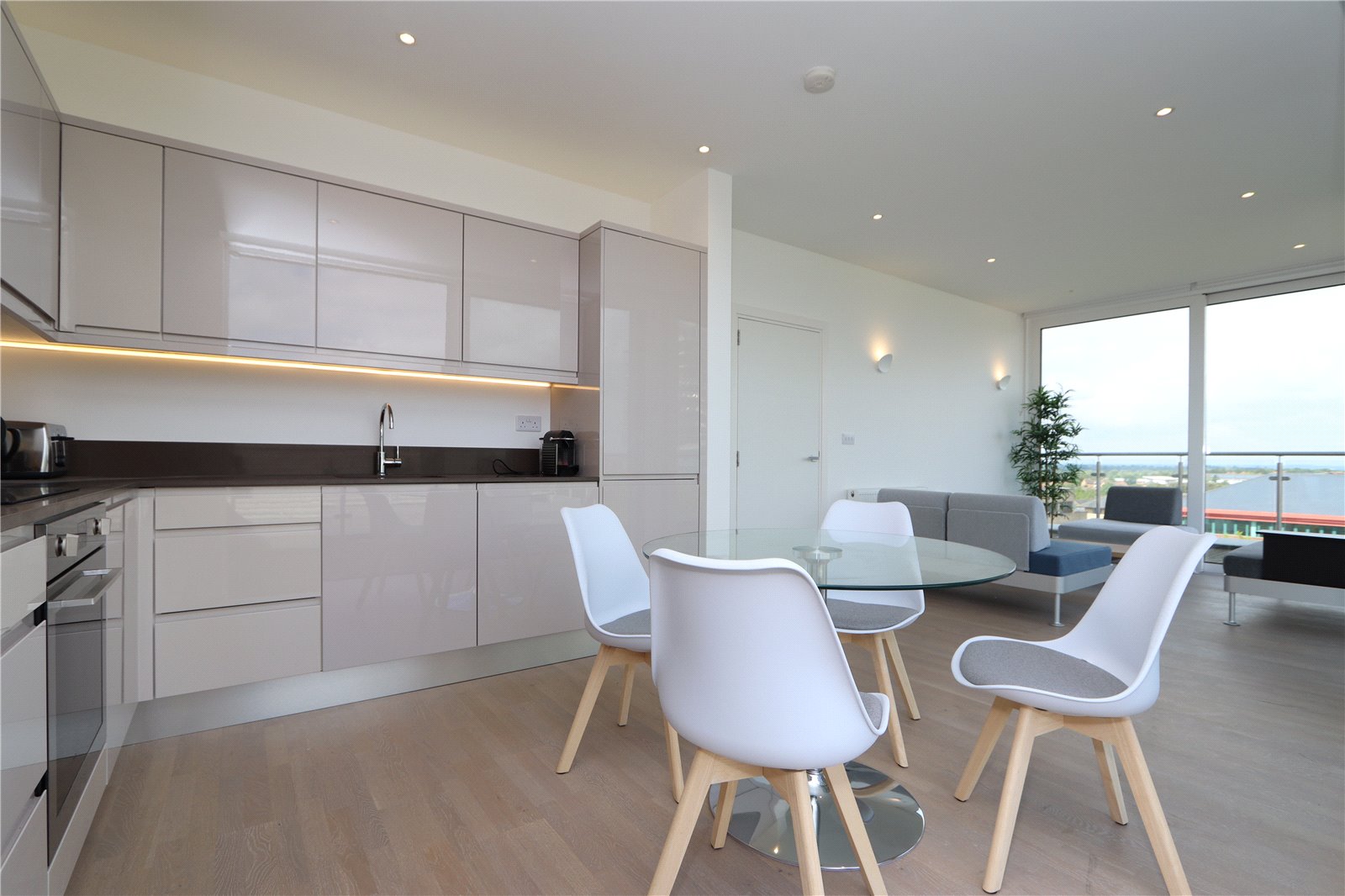 2-bed flat on Flat 47, Granton House, 202, Silbury Boulevard, Milton Keynes, £295,000
