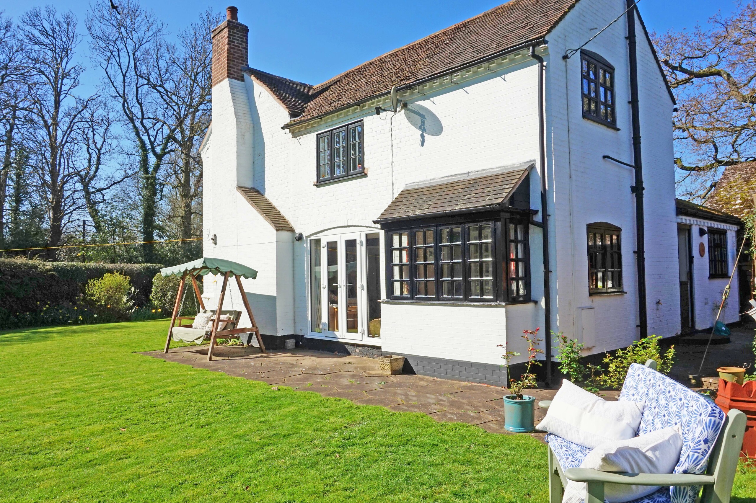 Photos of Holt Fleet Road, Ombersley, Droitwich Spa, Worcestershire WR9