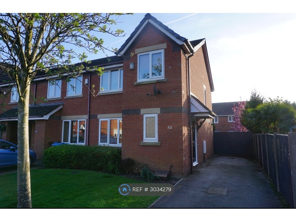 Moorhead Gardens, Warton, Preston photo 4