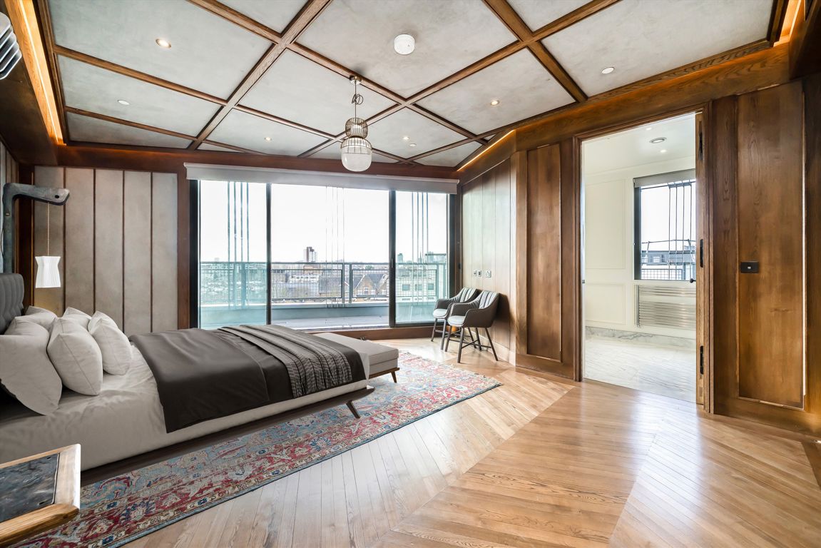 4 bedroom flat for sale 0