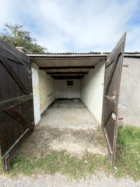 10, BATH photo 3