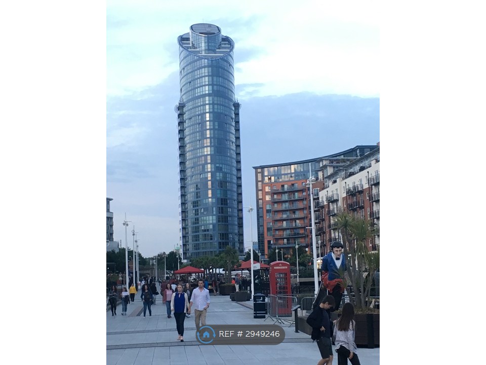 No  Building, Gunwharf Quays, Portsmouth photo 4