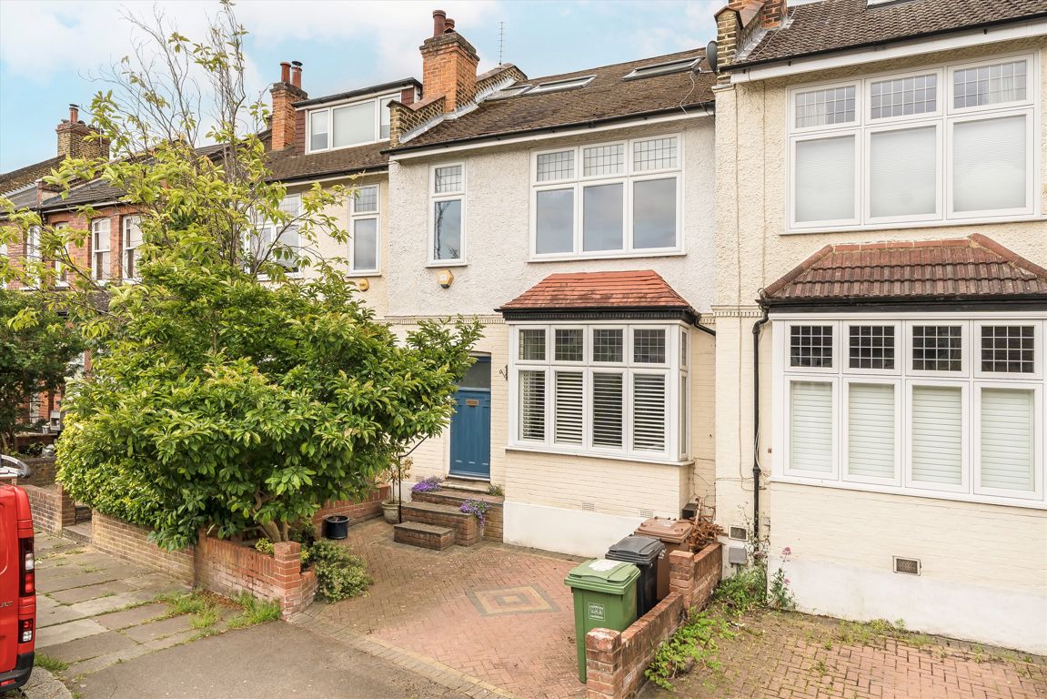 5 bedroom property for sale 0