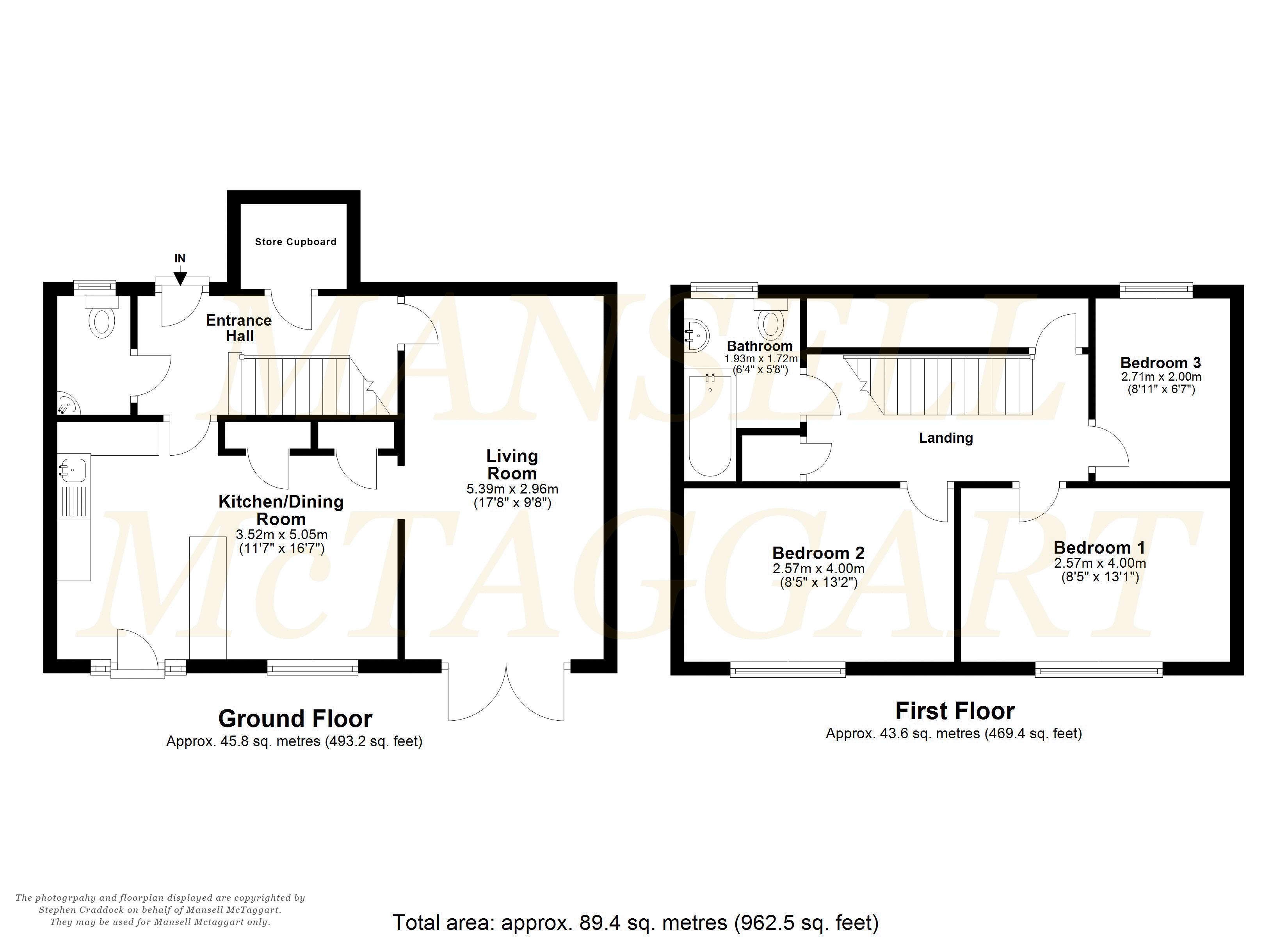 3 Bedrooms Terraced house for sale in Hope Court, Webb Close, Broadfield, Crawley, West Sussex RH11