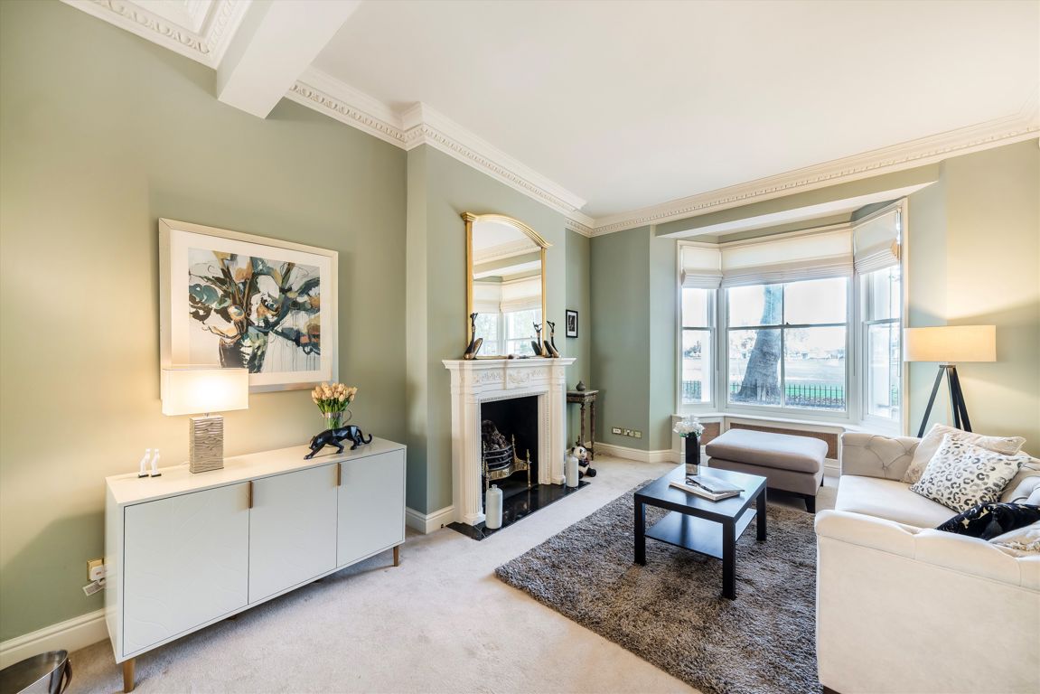 4 bedroom terraced house for sale 0