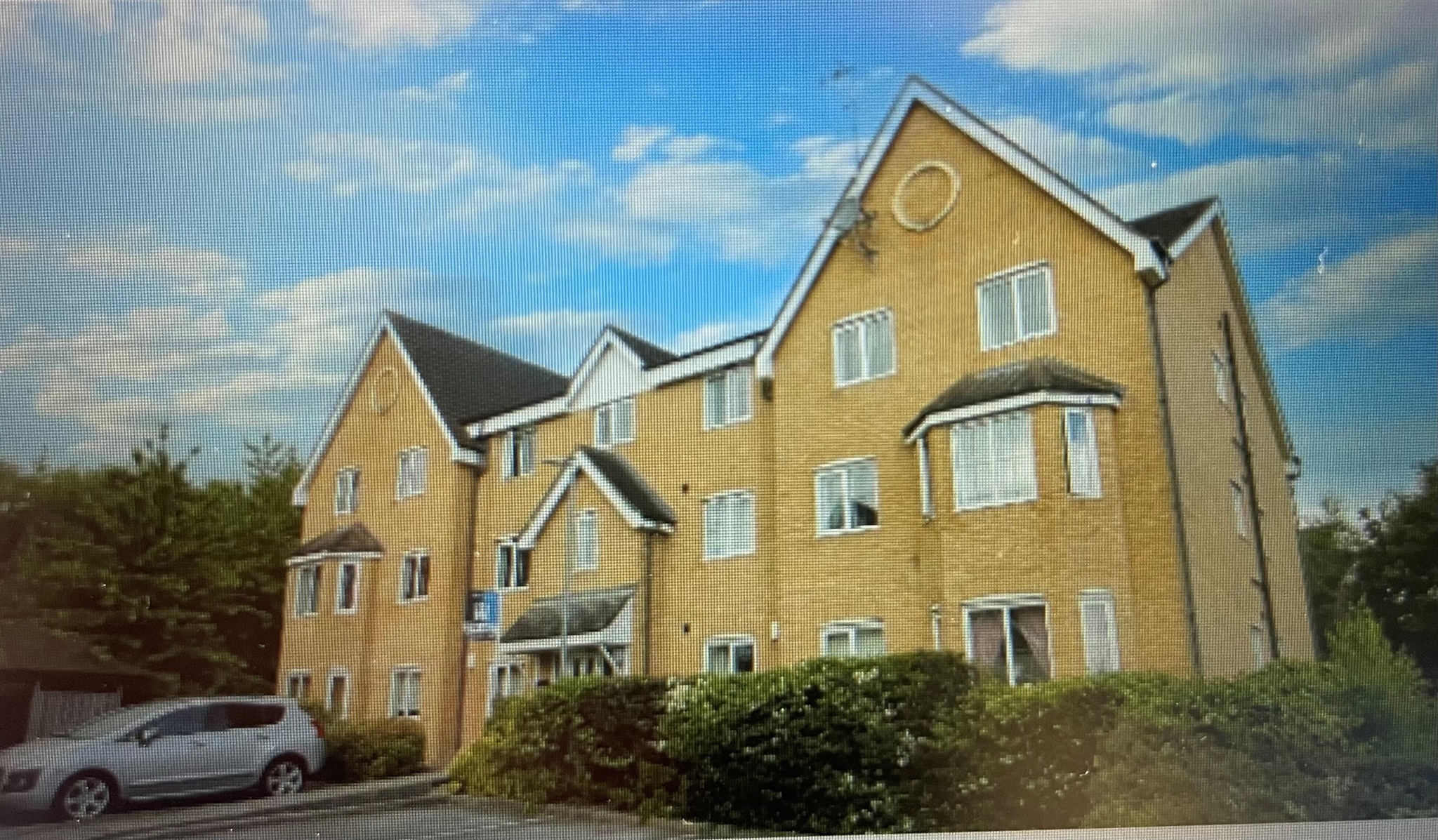 6, Bracken Green, Wakefield photo 2