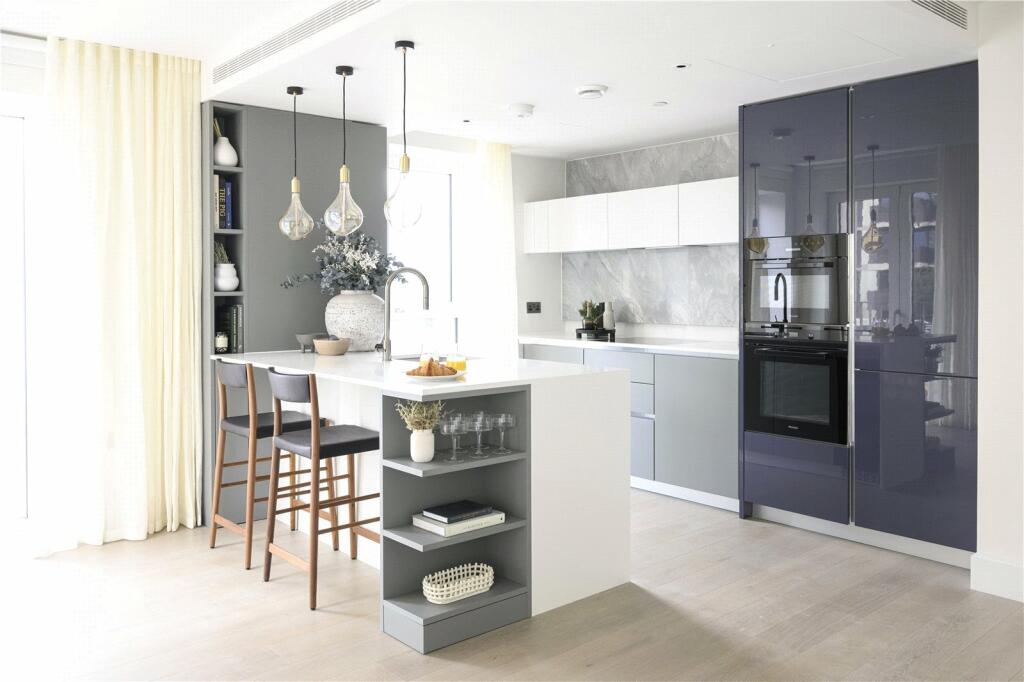 2 bedroom flat for sale 0