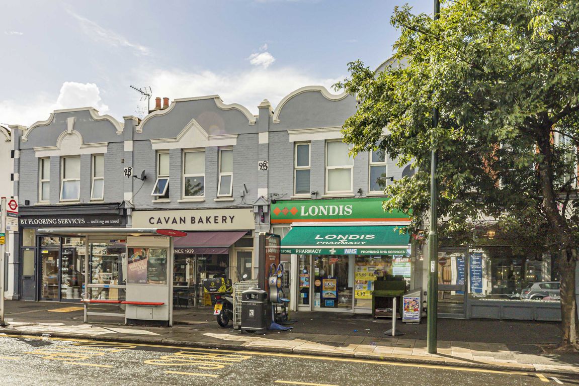 113A, Stanley Road, Teddington photo 5