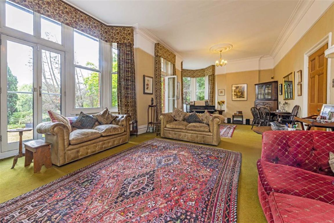 Photos of Lower Hampton Road, SunburyOnThames TW16 62197968