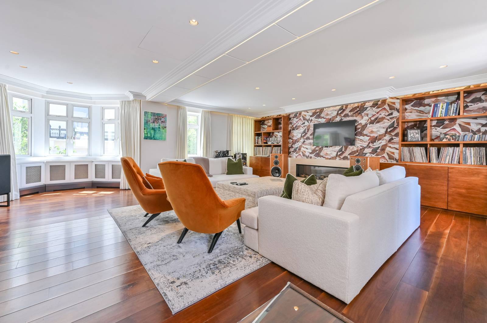 5 bedroom property for sale 0