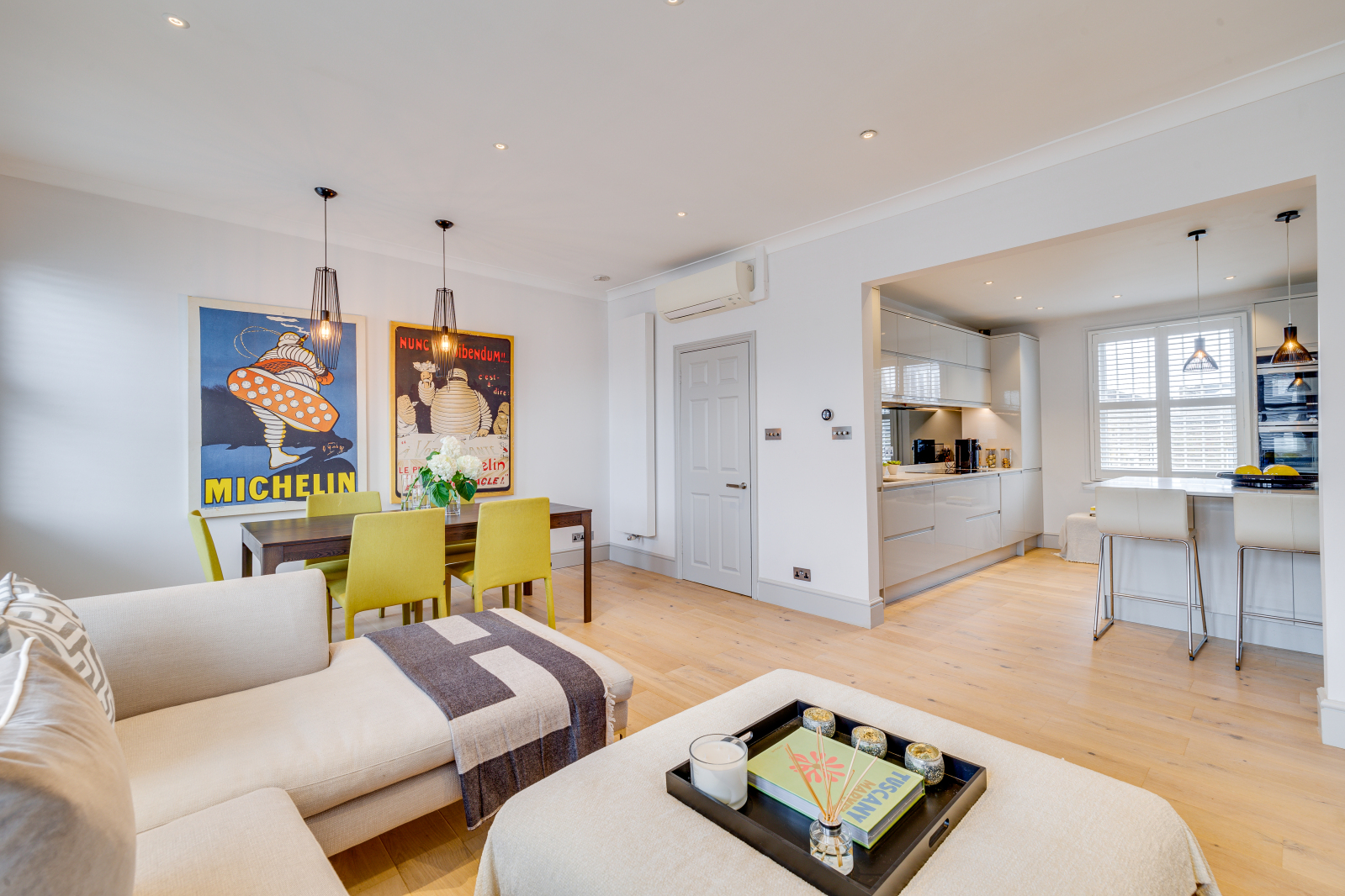 4 bedroom end terrace house for sale