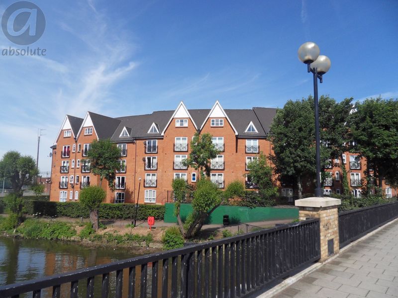 84 Crown Quay, Prebend Street, Bedford photo 4