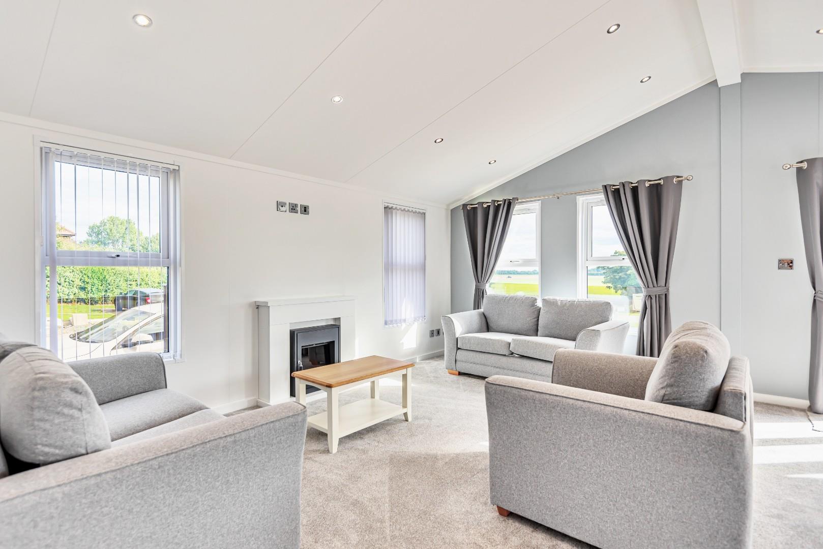 Photos of Cliffe Meadows Park, Turnham Lane, Cliffe, Selby YO8