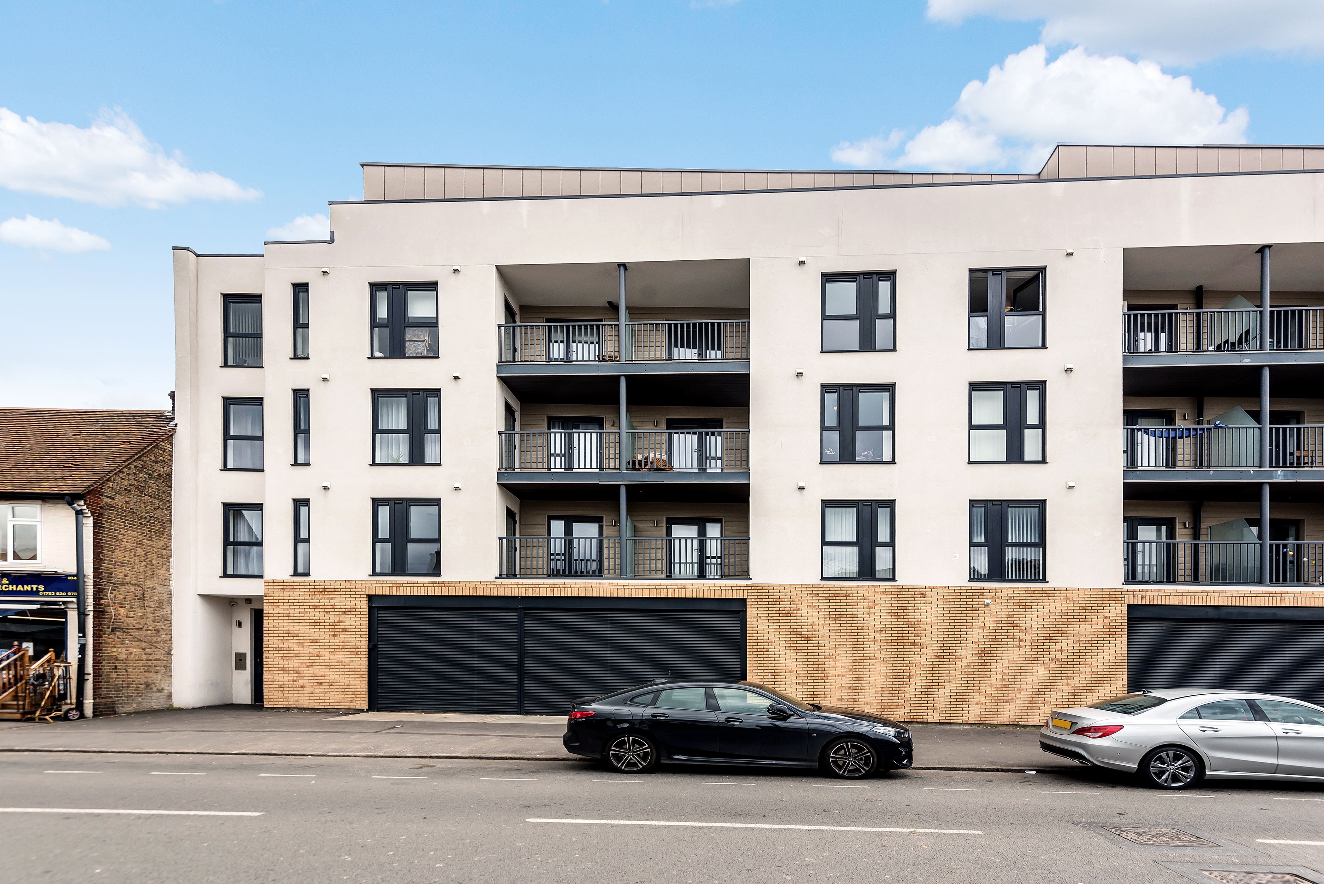 1-bed flat on Flat 17 Grand Union House,, Stoke Road, Slough, £1,100/mo