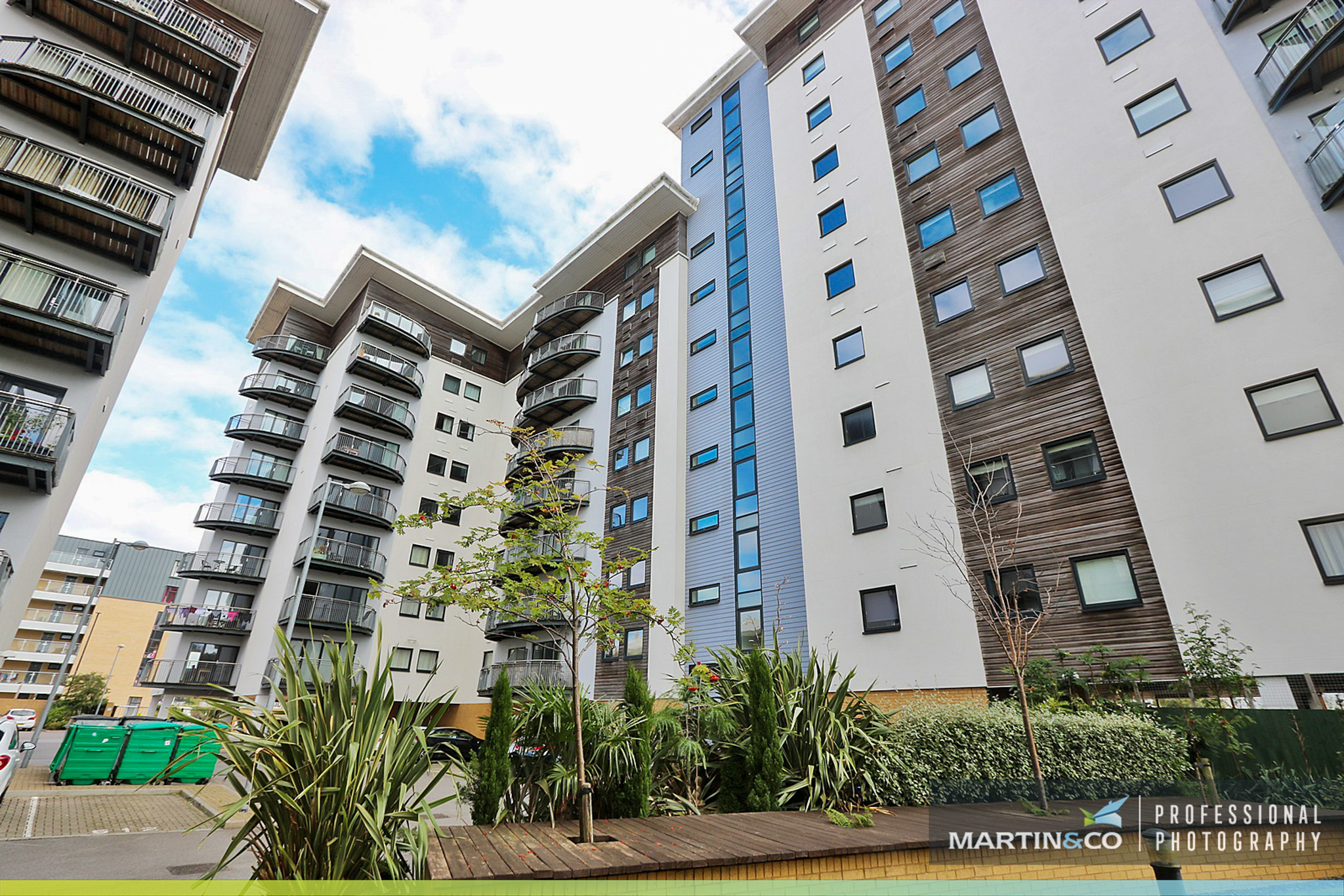 76, Alexandria House, Watkiss Way, Cardiff Bay photo 2