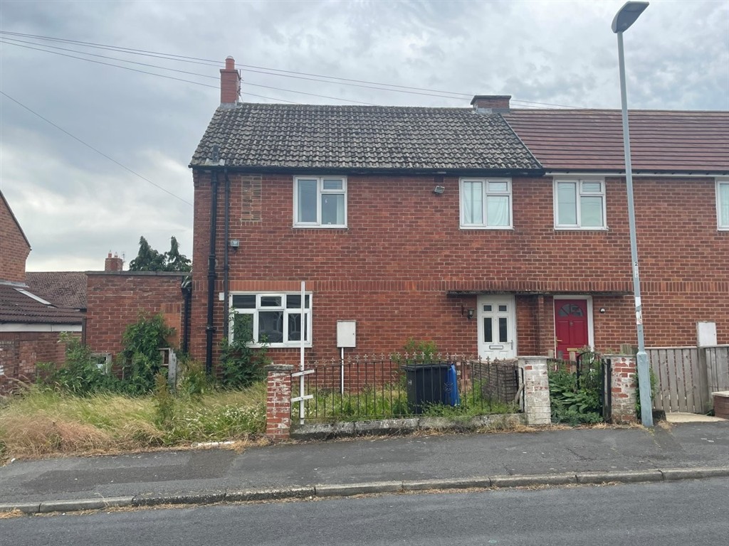 4, Larchfield Gardens, CROOK photo 2