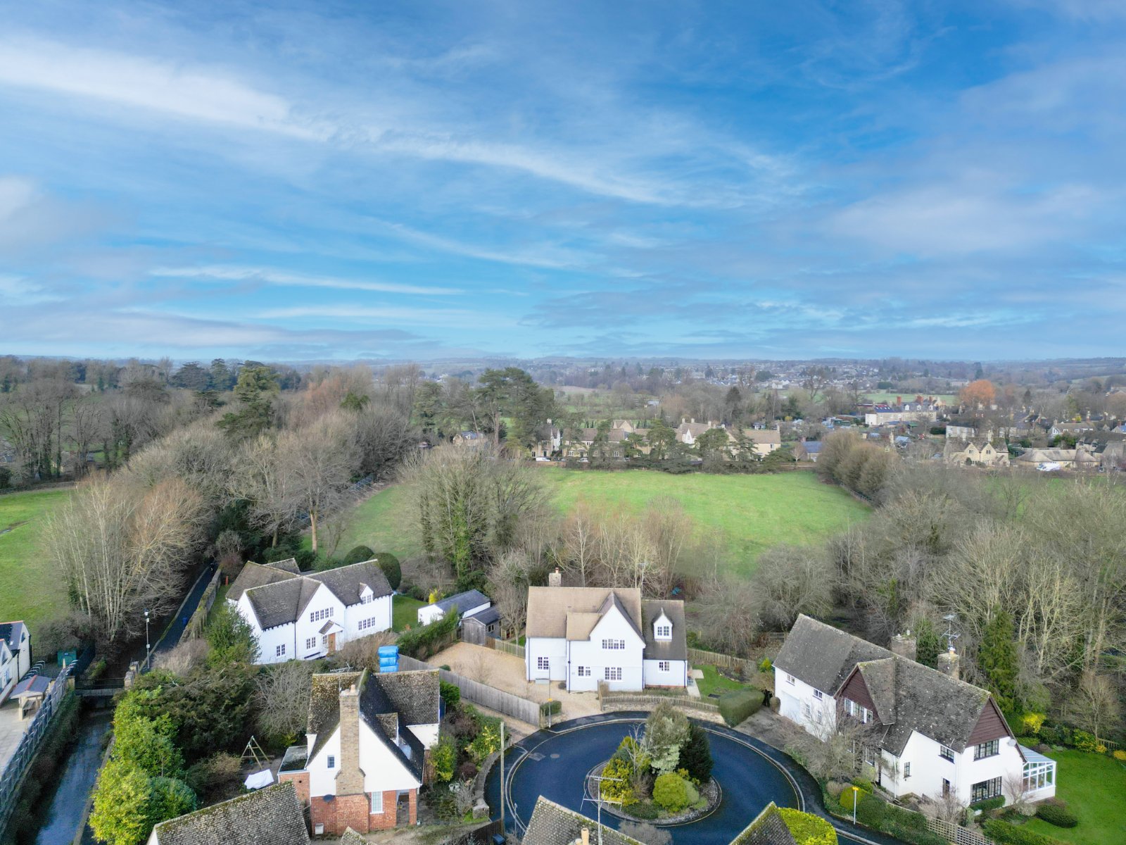 3 bedroom detached house for sale 0