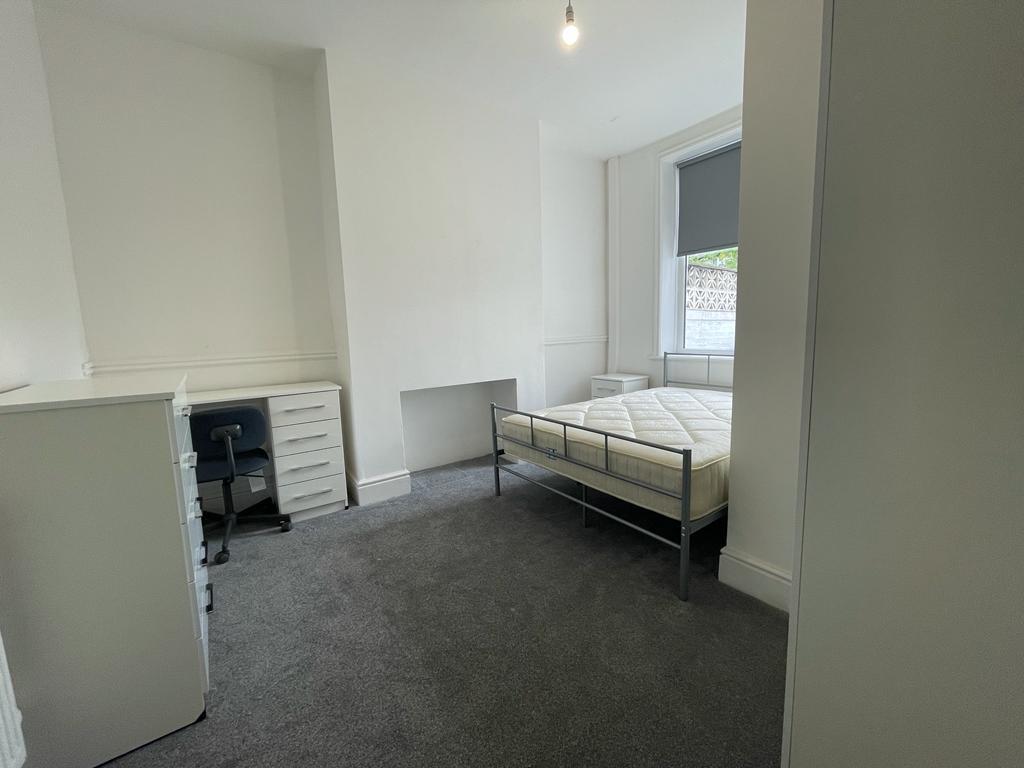 Room 2, 89, Nairne Street, Burnley photo 5