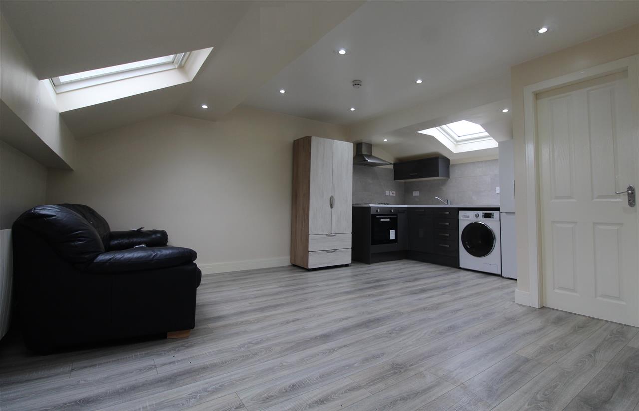 Flat 3, 120 Church Street, Preston, Preston photo 5