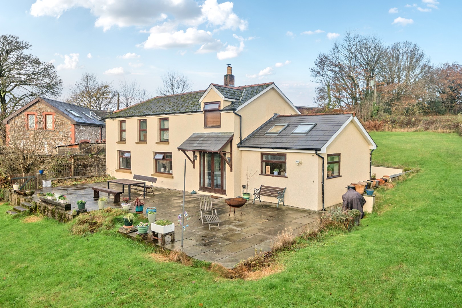 4-bed house on TY RHOS FARM, Aberdare, £650,000