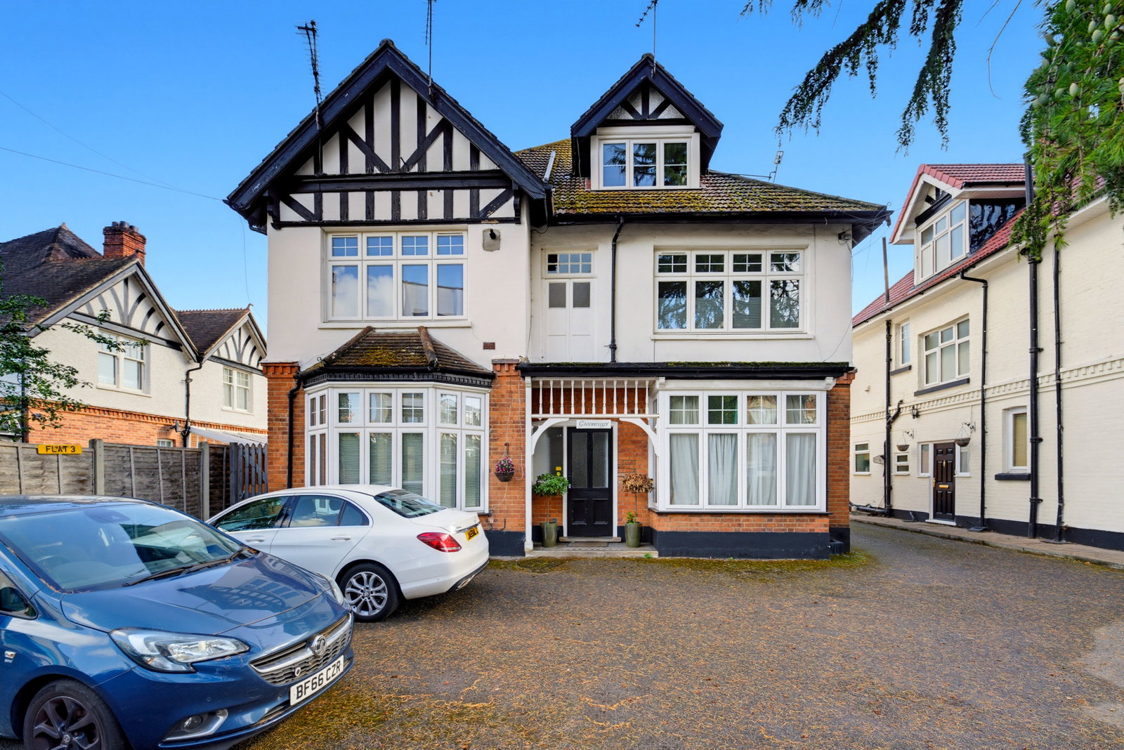 1 bed flat for sale