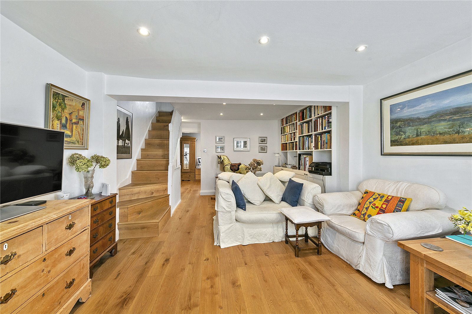 3 bedroom terraced house for sale 0