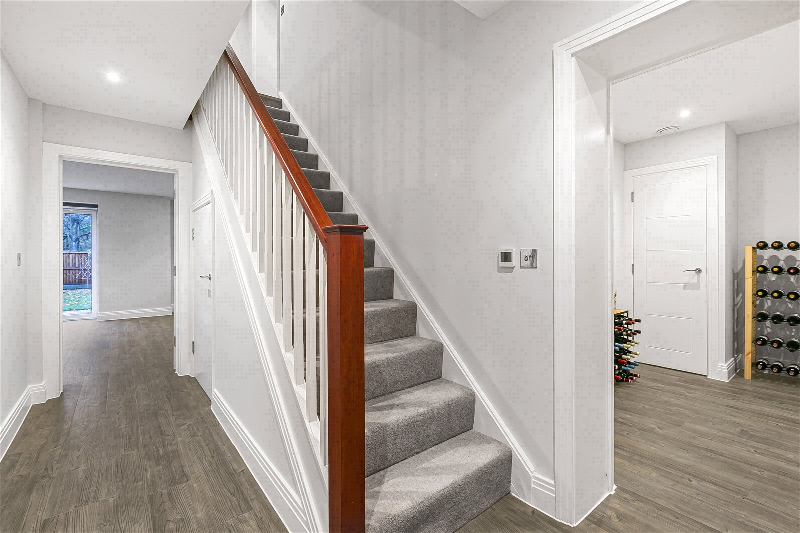 5 bedroom detached house for sale 0