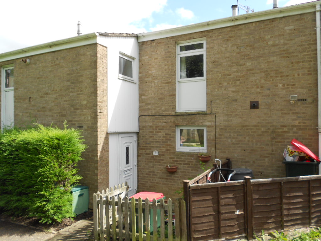 Free property report 7 Heather Walk, Broadfield, Crawley, RH11 9DU