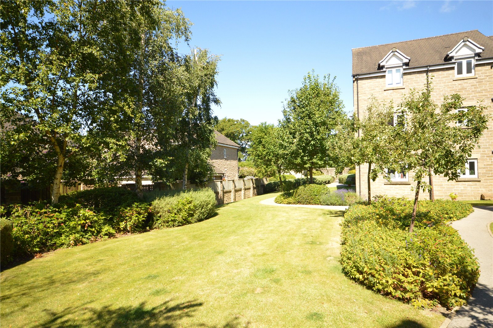 Photos of Pennythorne Drive, Yeadon, Leeds, West Yorkshire LS19