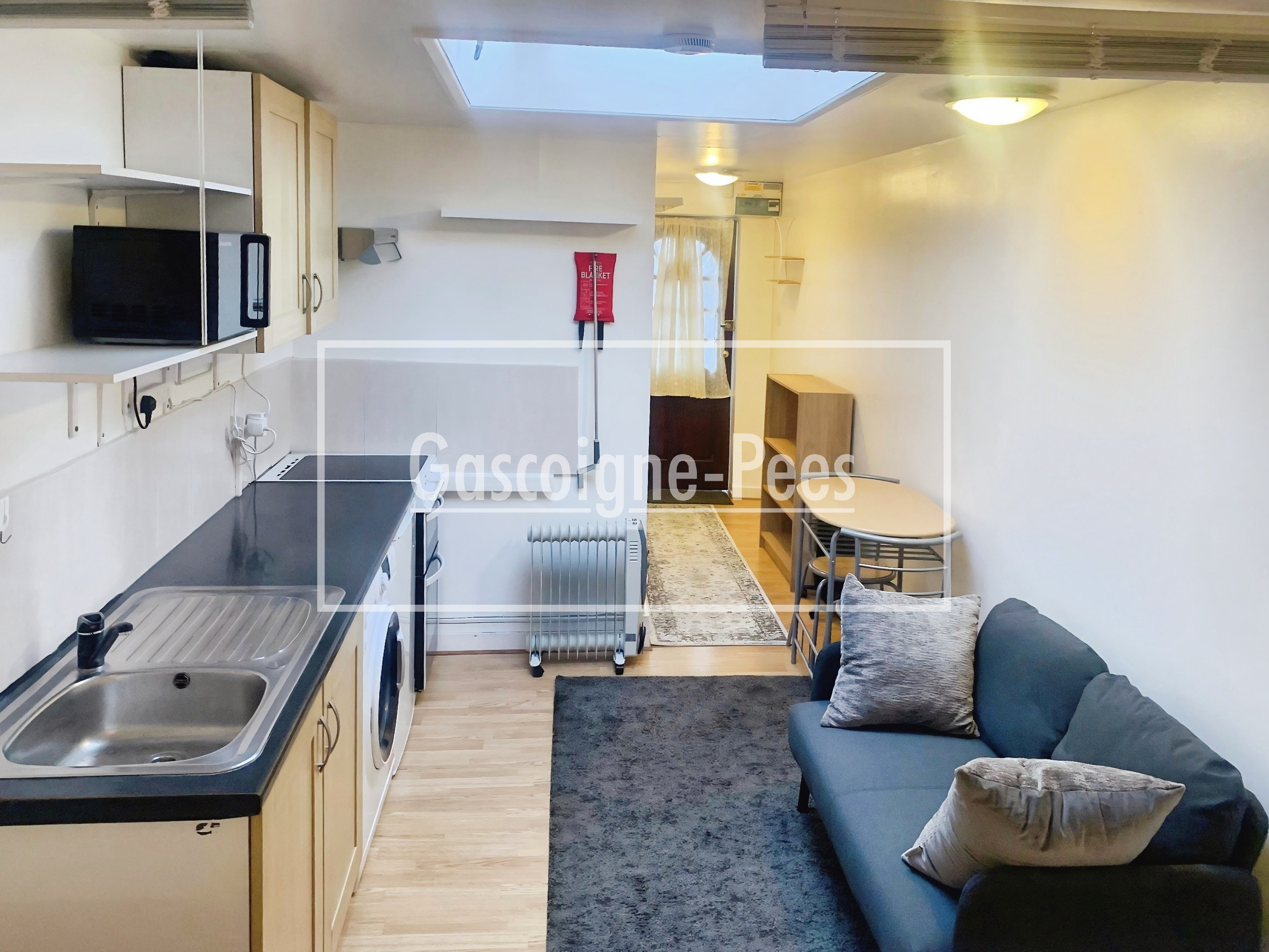 74a, Kingston upon Thames photo 4
