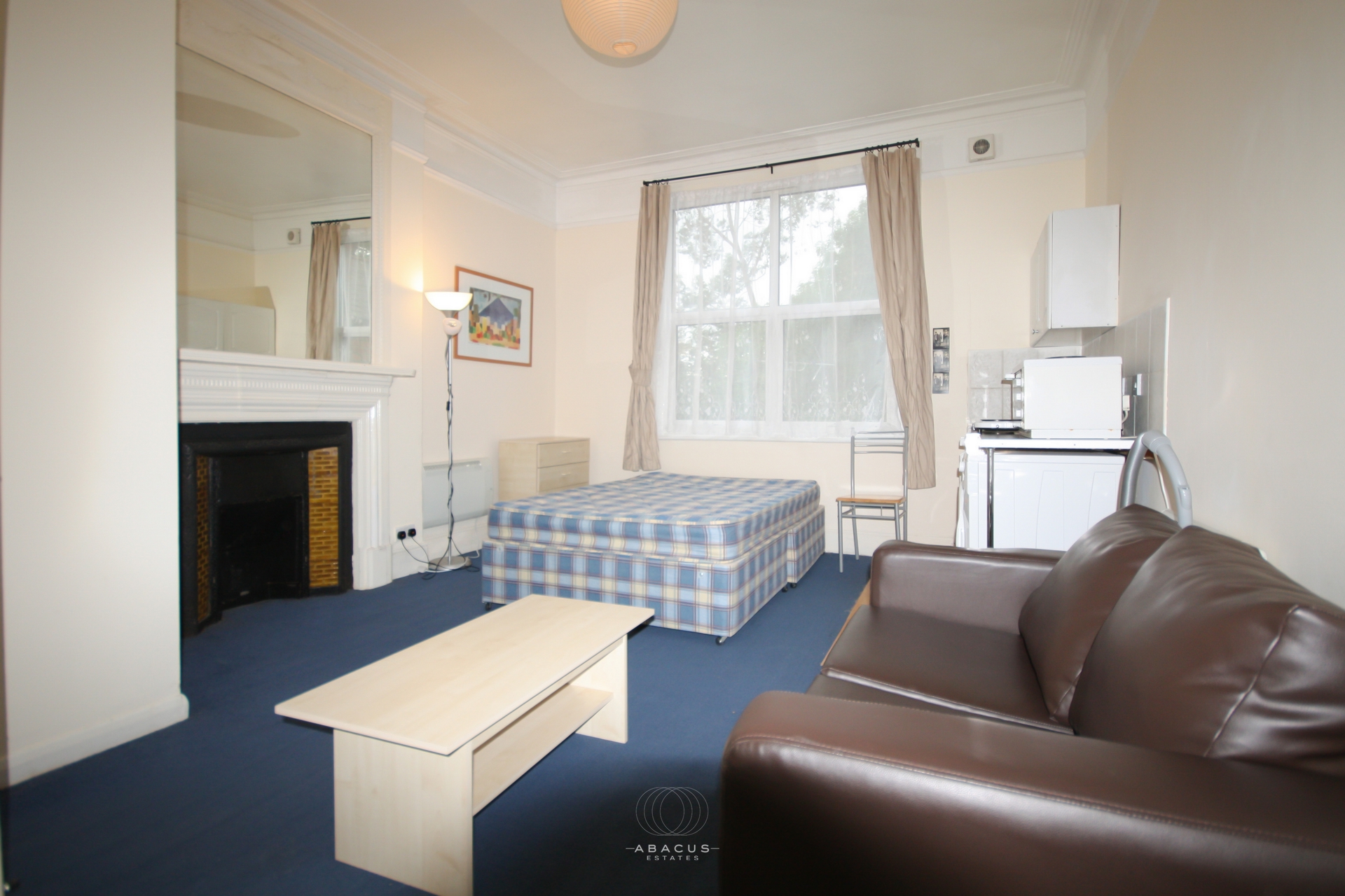 Flat 7 136, Fordwych Road, London photo 4