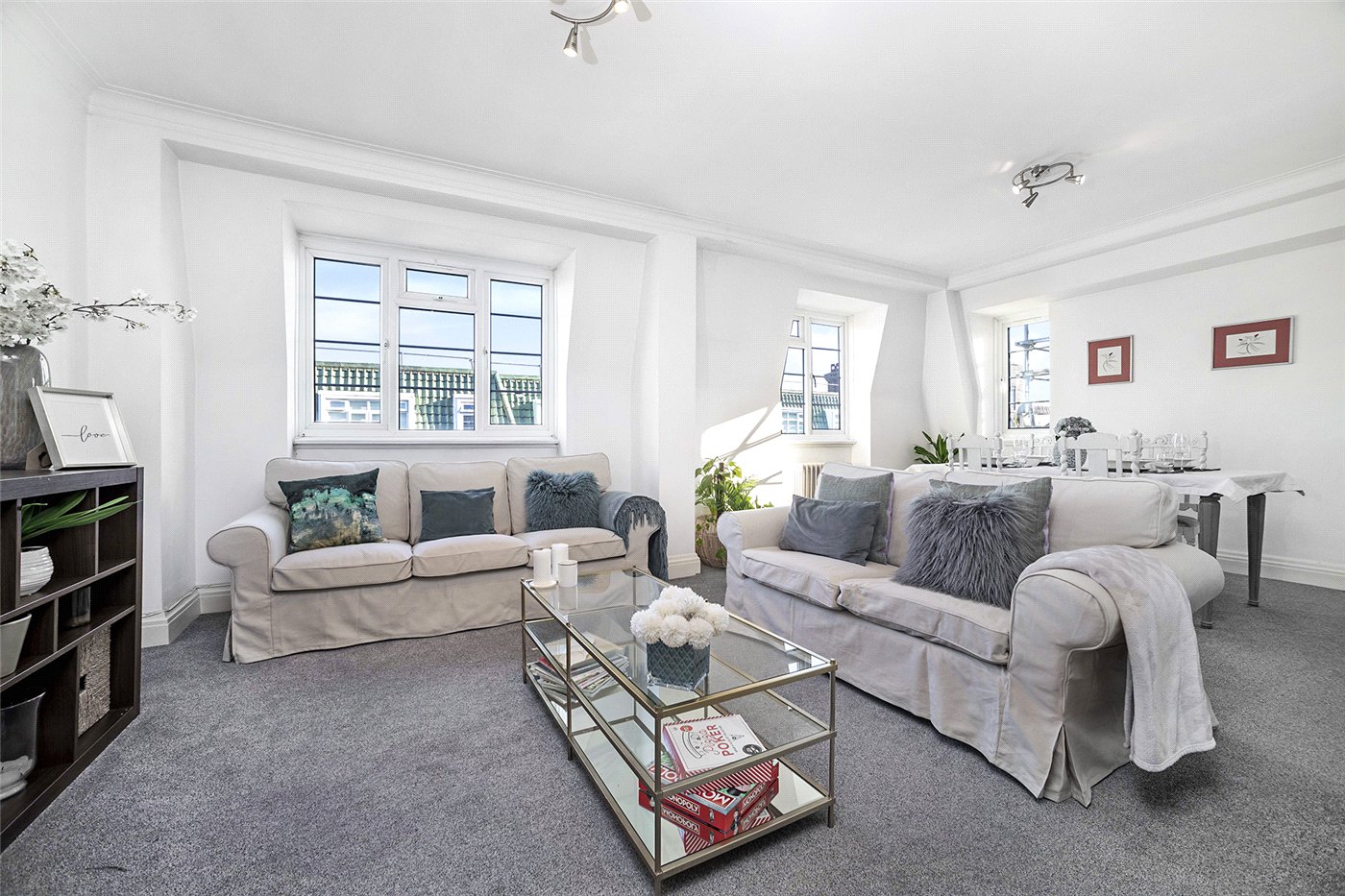 3 bedroom flat for sale 0