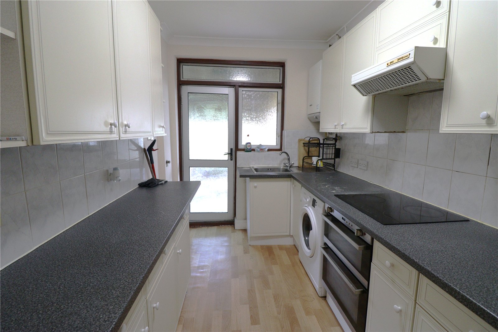 343, Kenton Road, Harrow photo 2
