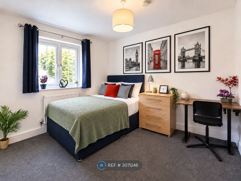Claremont Grove, London photo 5