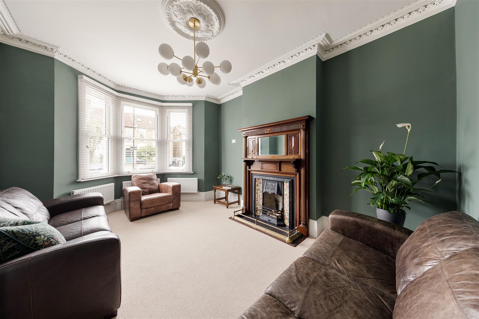 4 bedroom property for sale 0