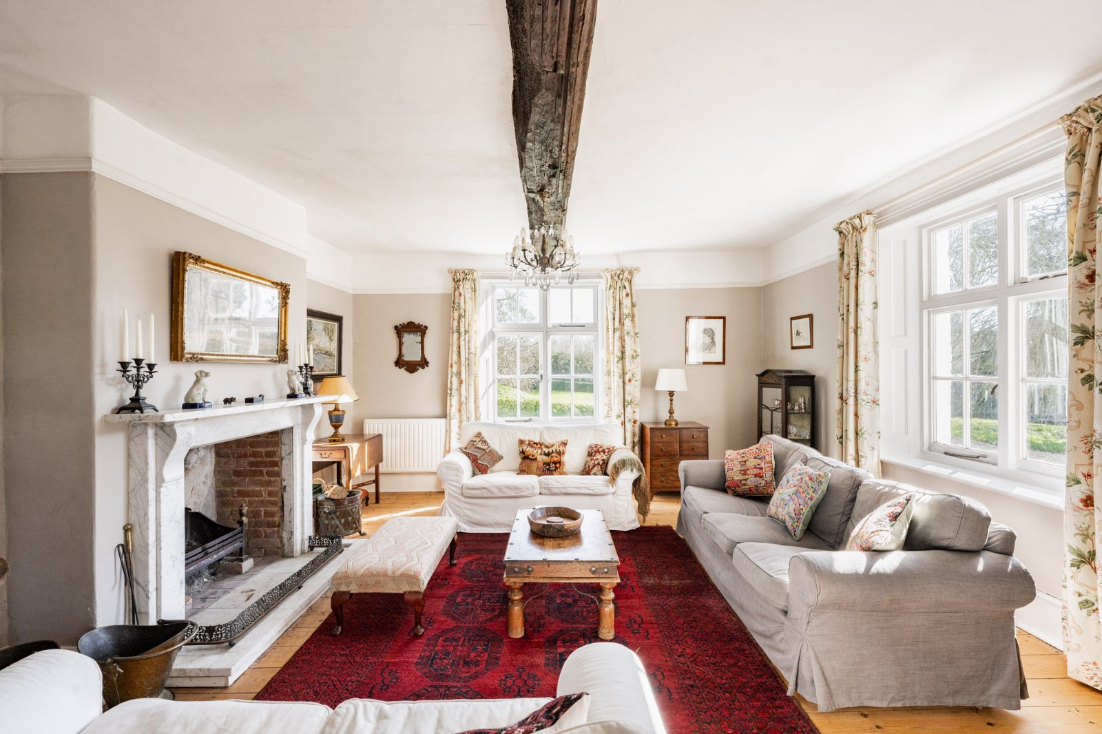 5 bedroom detached house for sale 0