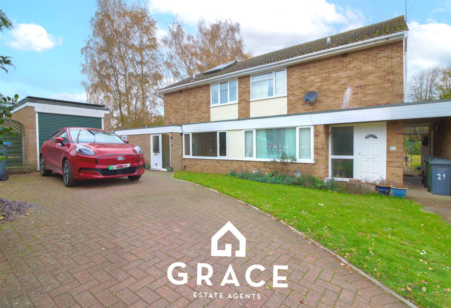 4-bed house on 19, Elm Road, Woodbridge, £350,000