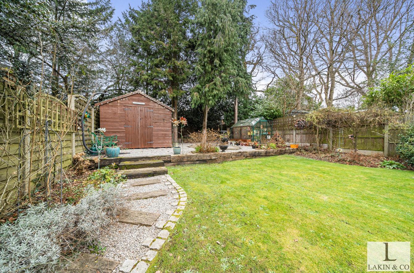 Photos of Thornhill Road, Ickenham, Uxbridge UB10 66550982