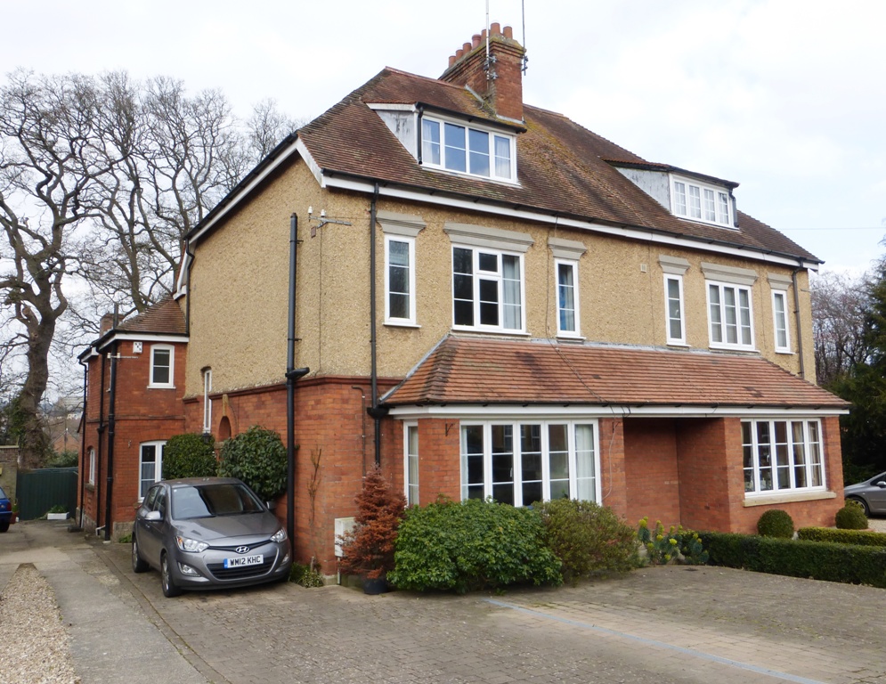 Free property report 5 Southwoods, Yeovil, BA20 2QQ Chimnie