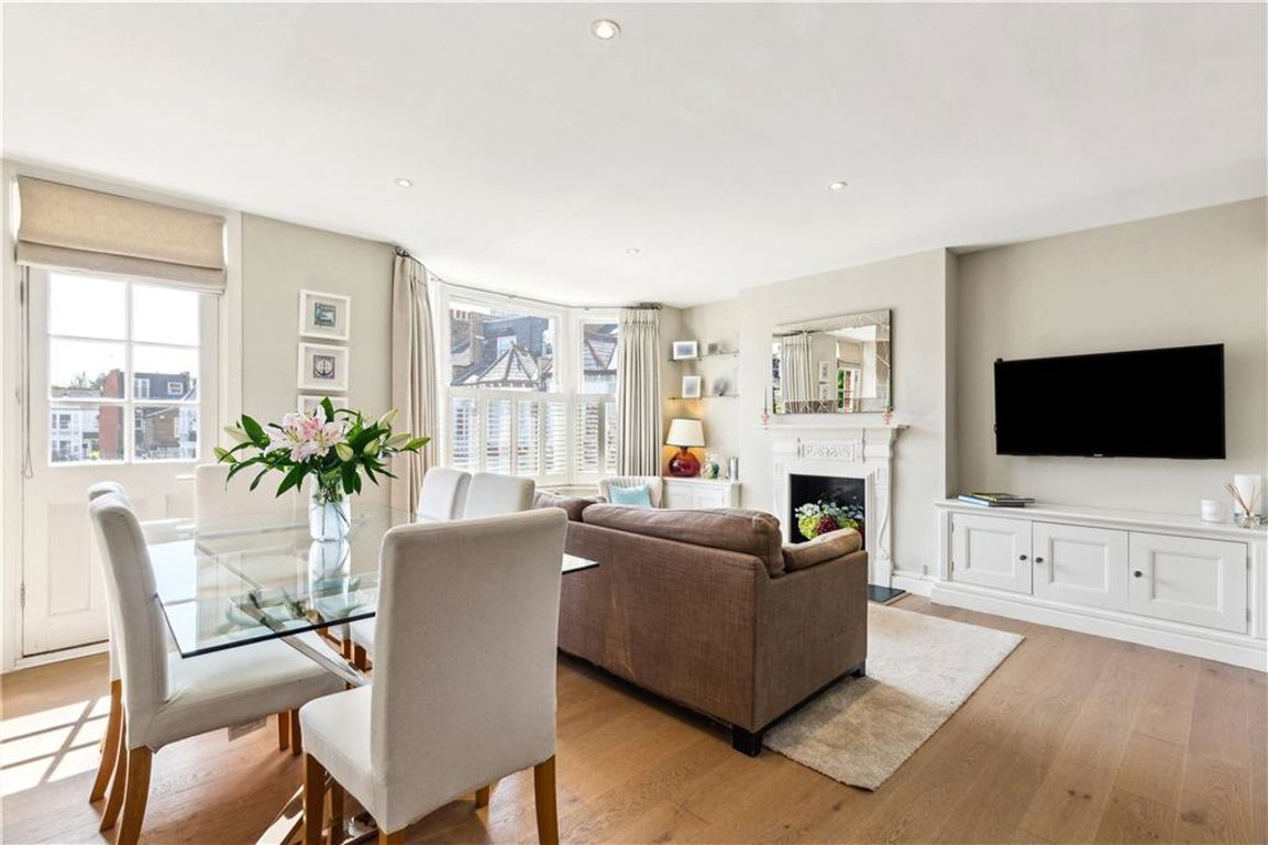 3 bedroom maisonette for sale 0