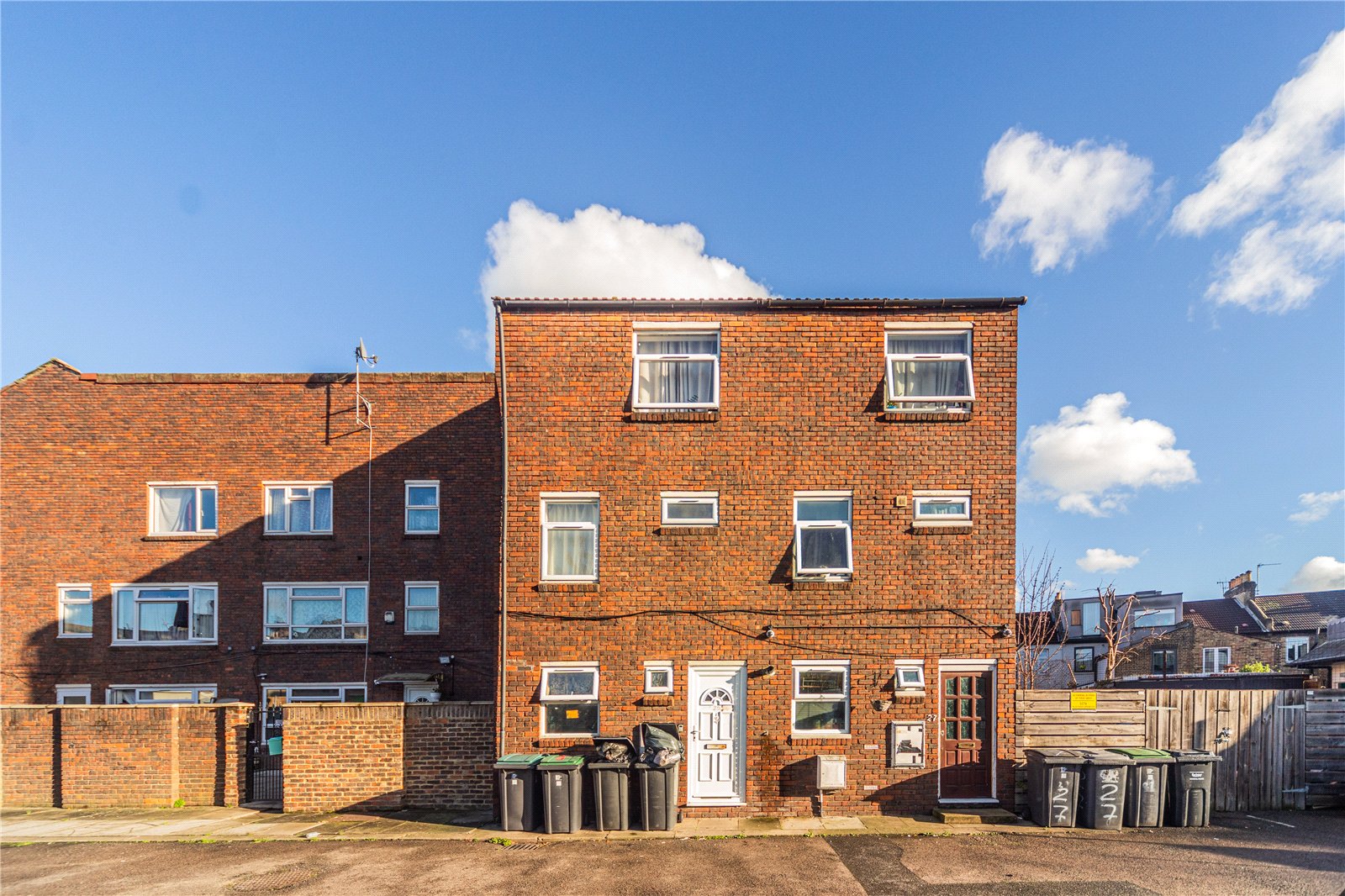 25, Hallam Road, London photo 2