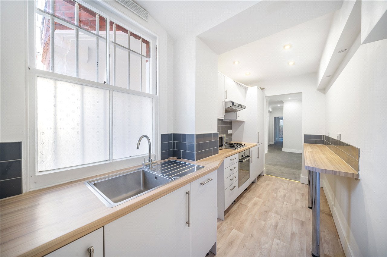 2 bedroom flat for sale 0